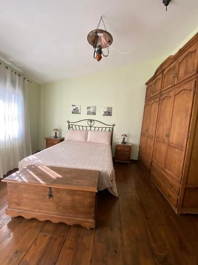 Holiday home Espaciosa Y Elegante Casa Rural En Los Marines Spain