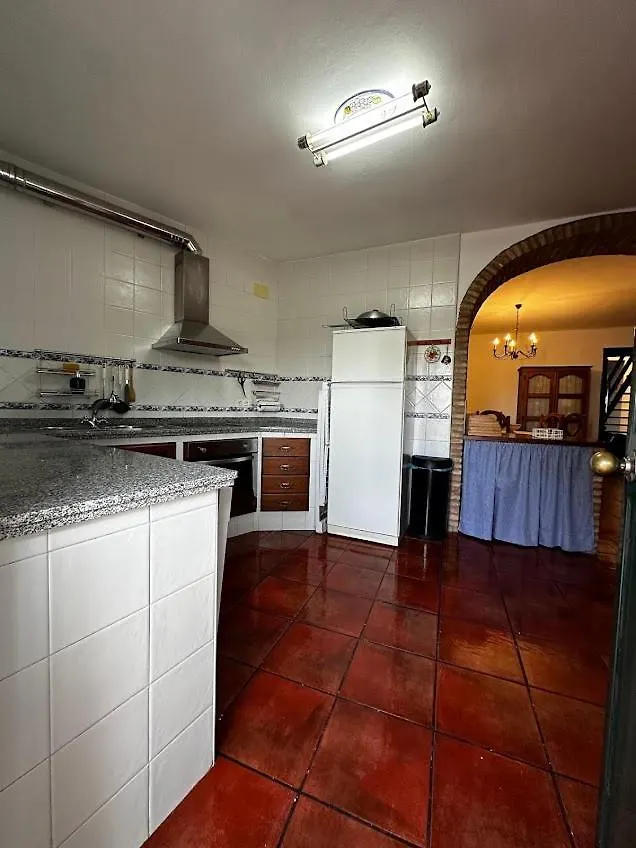 Espaciosa Y Elegante Casa Rural En Los Marines Spain