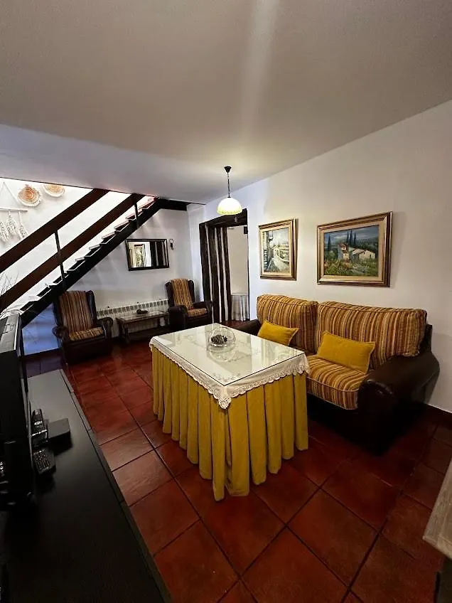 Espaciosa Y Elegante Casa Rural En Los Marines
