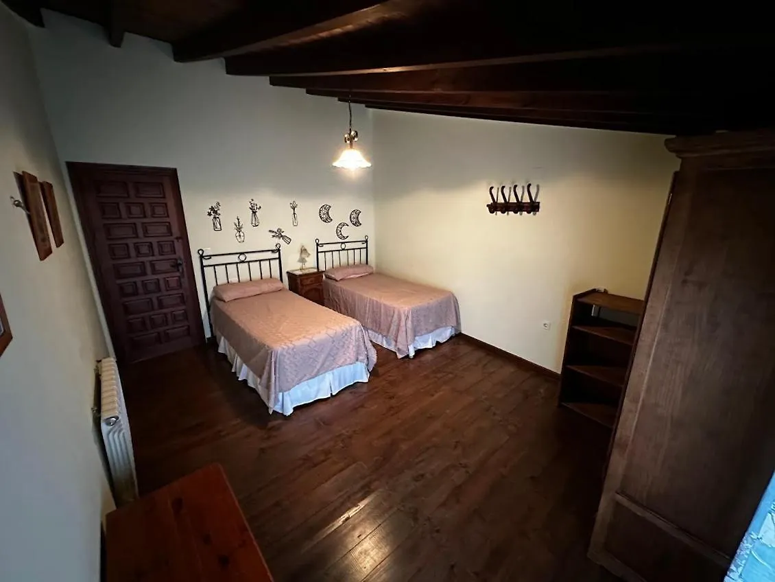 Espaciosa Y Elegante Casa Rural En Los Marines